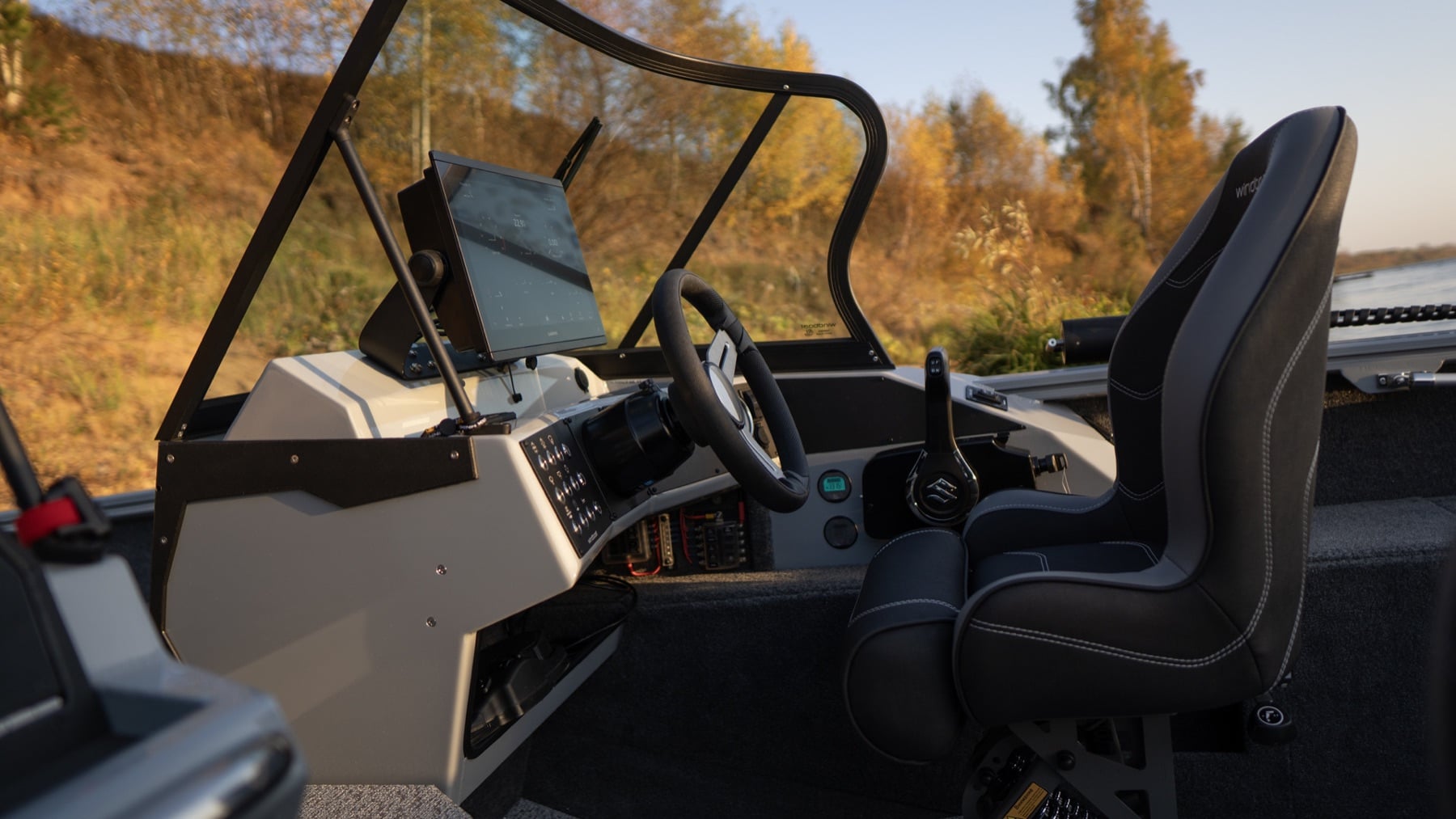 Windboat 6.0 DCX — детали