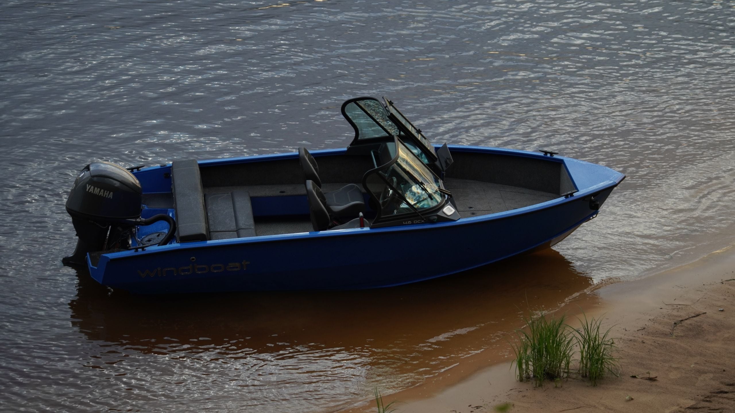 Windboat 4.6 DCX