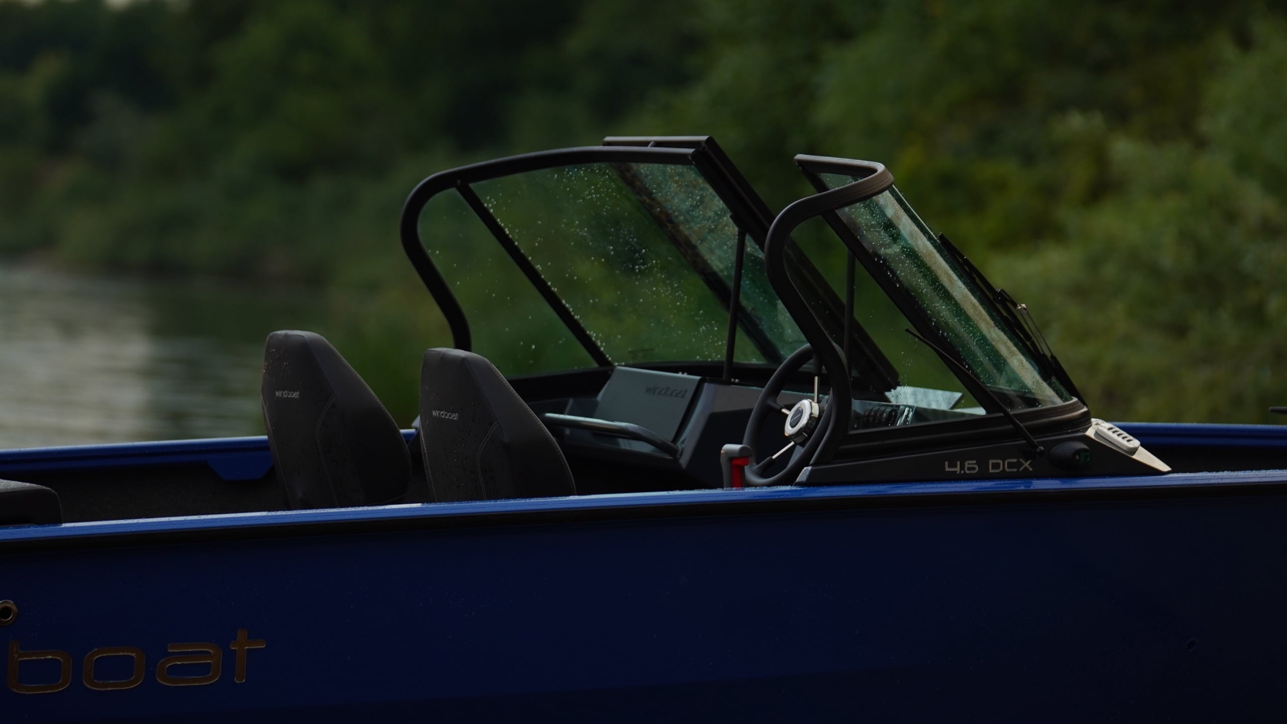 Windboat 4.6 DCX — живая съёмка