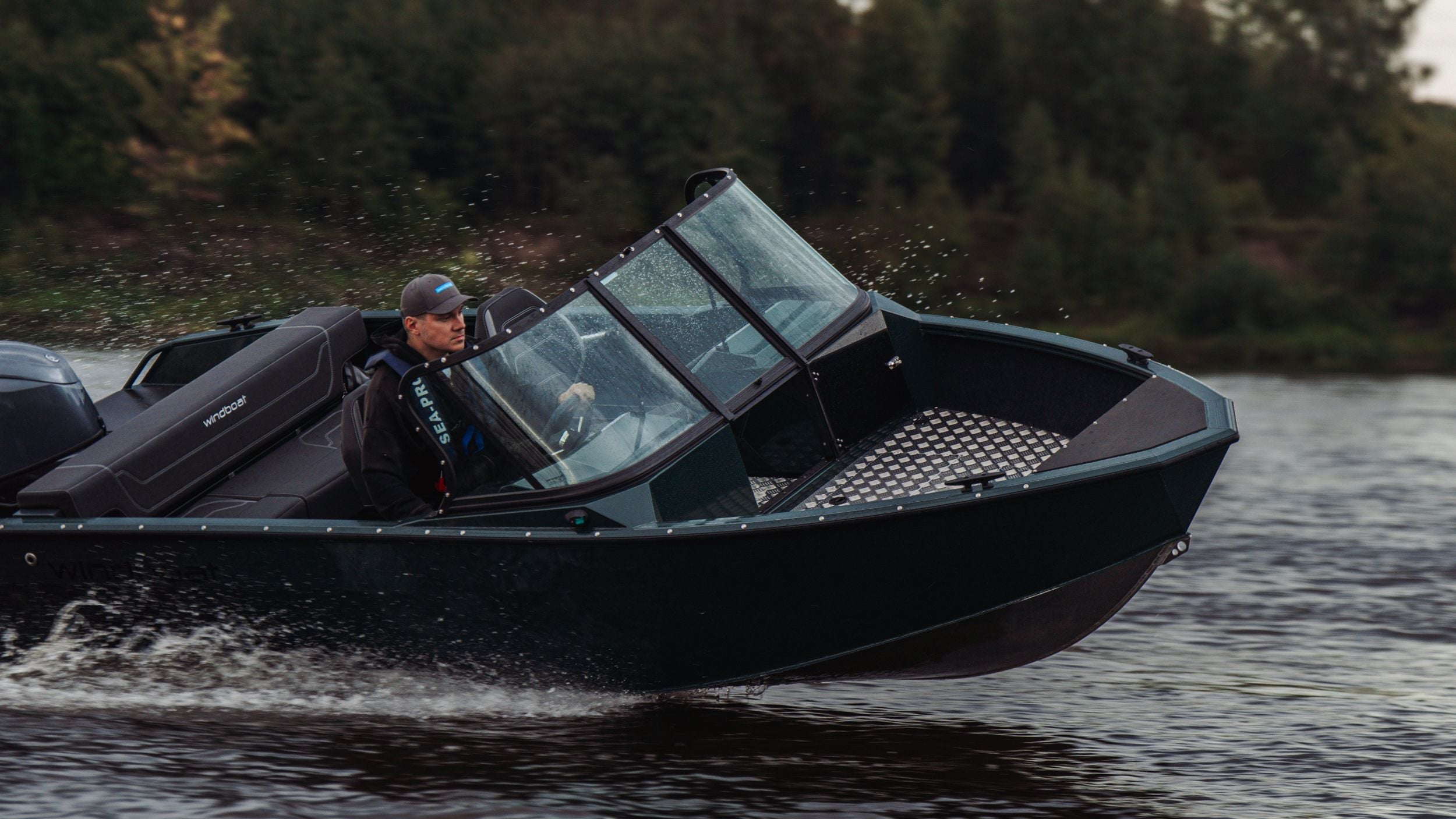 Windboat 4.6 DCX Air