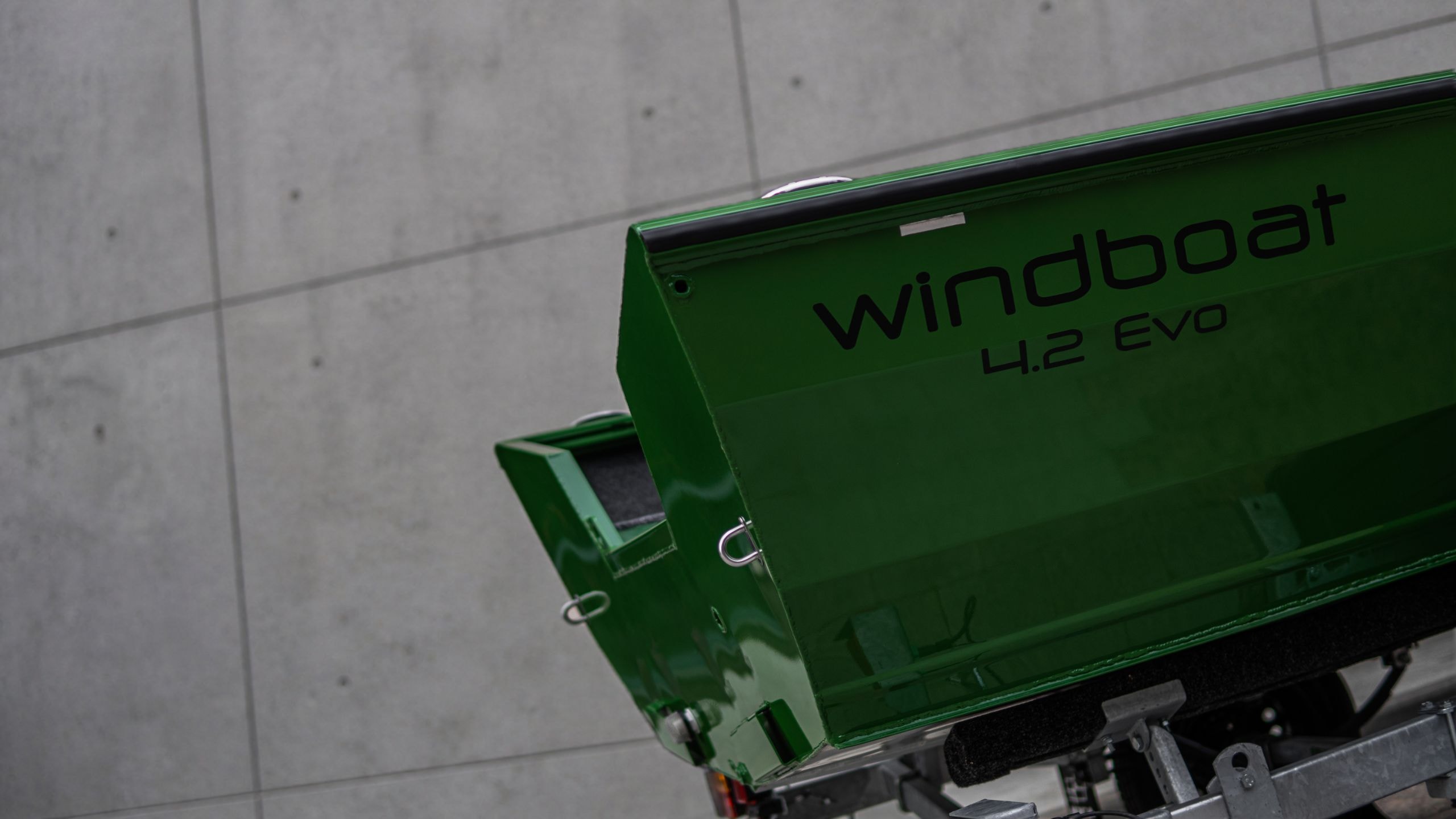 Windboat 4.2 Evo — кокпит