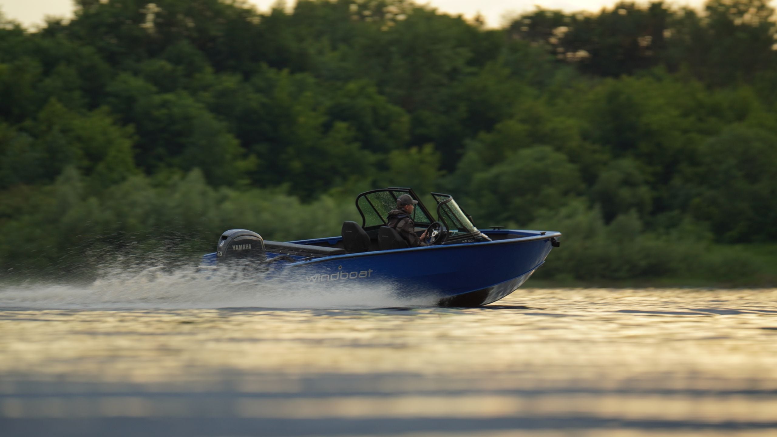 Windboat 4.6 DCX — кокпит