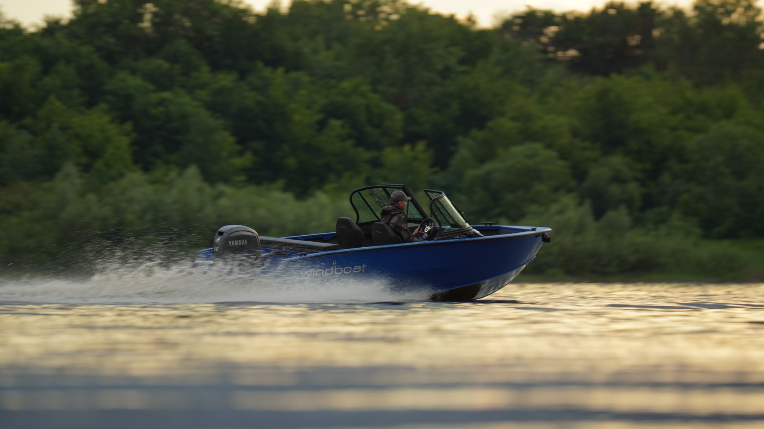 Windboat 4.6 DCX — кокпит