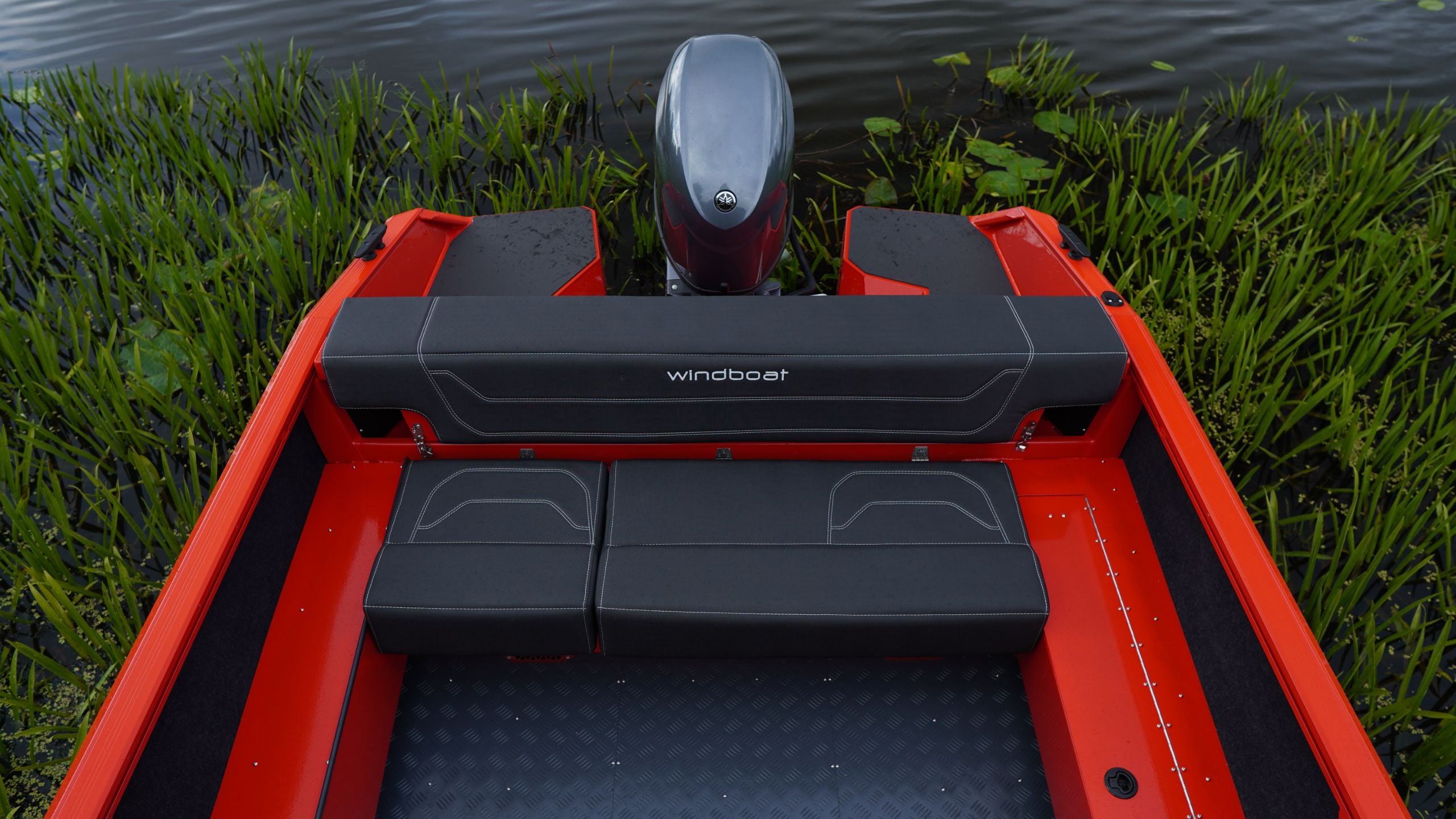 Кормовые кринолины Windboat 4.6 DCX Air