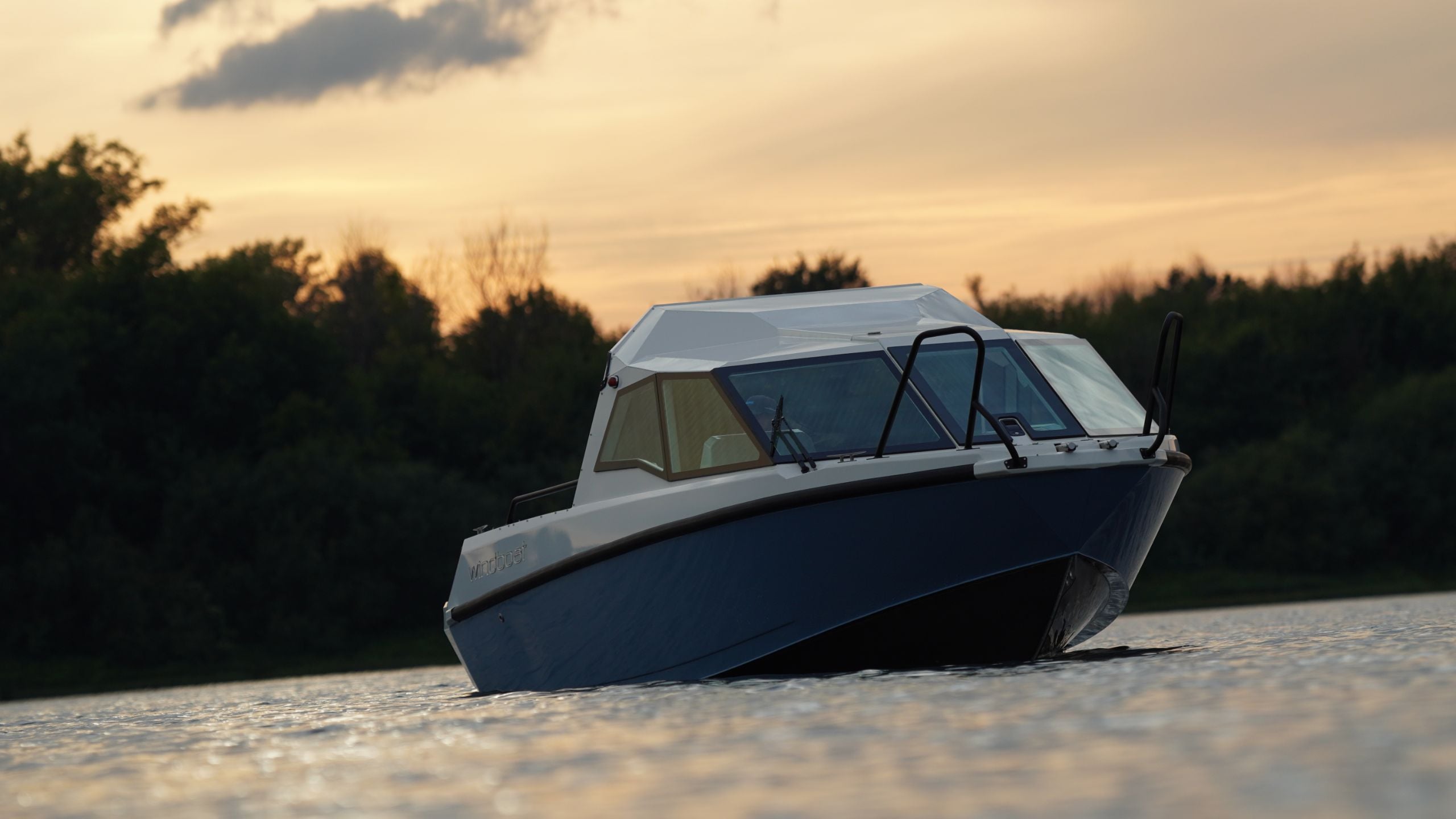 Купить Windboat 6.3 HT в Москве